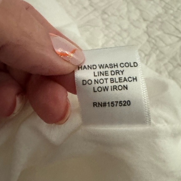 Bluheaven 100% cotton white flowy dress. V neck, eyelet trim Size Medium - Picture 8 of 11